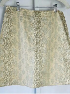 Cache Women’s Size 6 Tan Pink Animal Print Snake Skin Pattern Mini Skirt